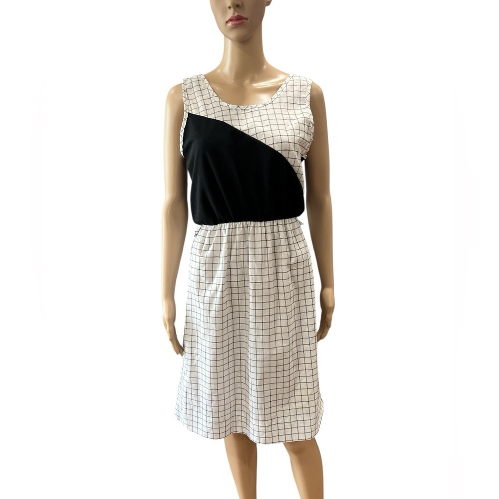 Geometric Black and White Grid Pattern new wave Julie vintage 80’s dress